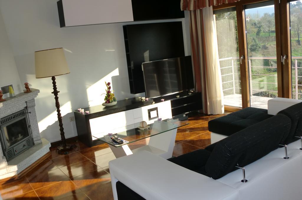 Quinta Lindas 2 Holiday home Mondim de Basto